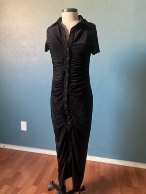 Women’s Fashion Nova Black Ruched Button-Front Maxi Dress Plus Size 1x